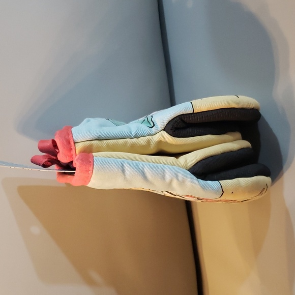 2 pk Peanuts snoopy on beach in chair mini mitts NWT - Picture 3 of 3